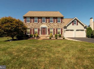 185 Sunset View Dr, Doylestown, PA 18901