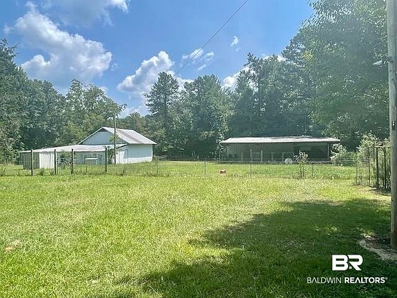 3rd image of 71290 Ralph Gantt Rd