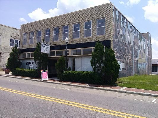 FRONT OF OFFICE/STORE BUILDING
