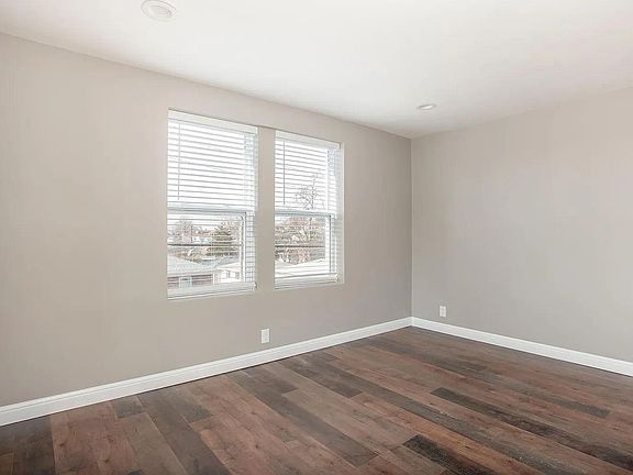 5th image of 5351 Devonshire Ave #2