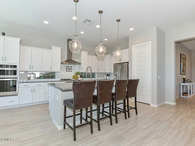 9661 W Patrick Ln — Photo 15