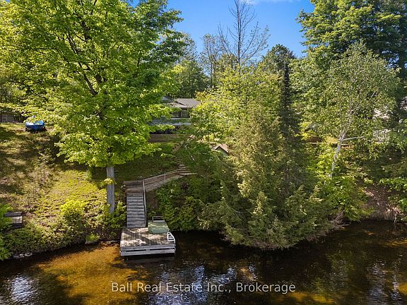 5th image of 1120 Ruthven Rd
