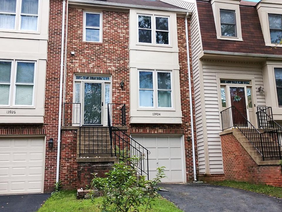 3 Level Townhouse
