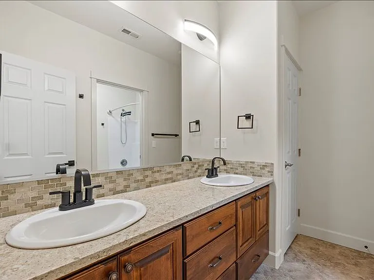 8731 W Skagit Ave — Photo 35