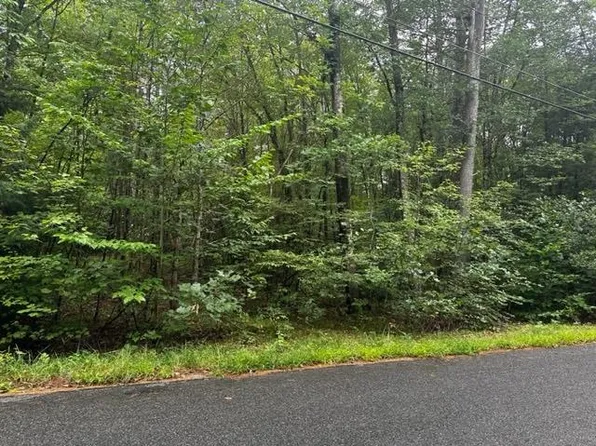 16 Old Coach Lane, Amherst, NH 03031
