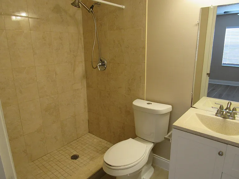 5203 Glencove Ln #5203 — Photo 15