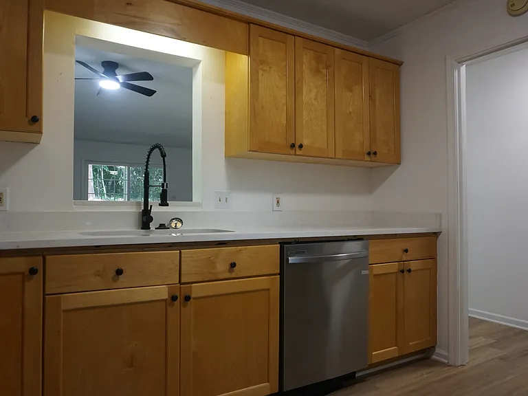390 Micasa Dr — Photo 12