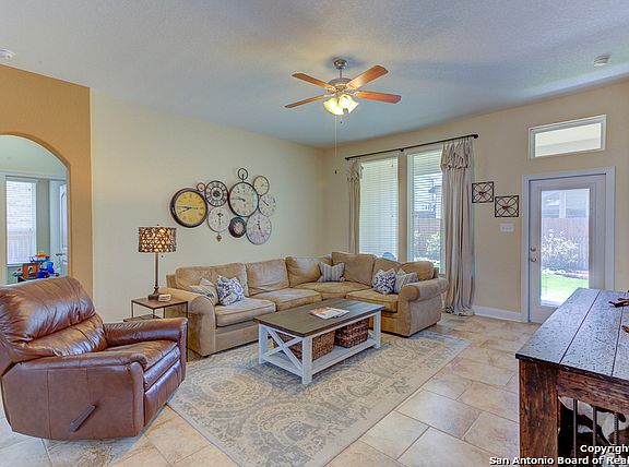 3rd image of 2924 Mistywood Ln