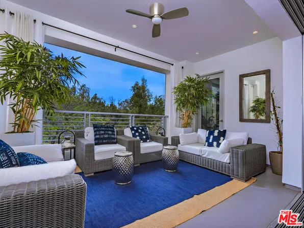 460 N Palm Dr Unit 401, Beverly Hills, CA 90210