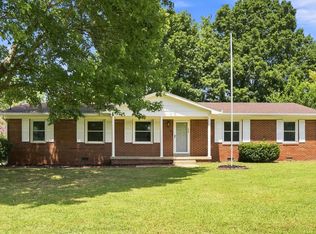 214 Stonewall Rd, Columbia, TN 38401