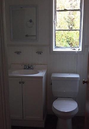 2nd image of 5 Euclid Ave APT 5