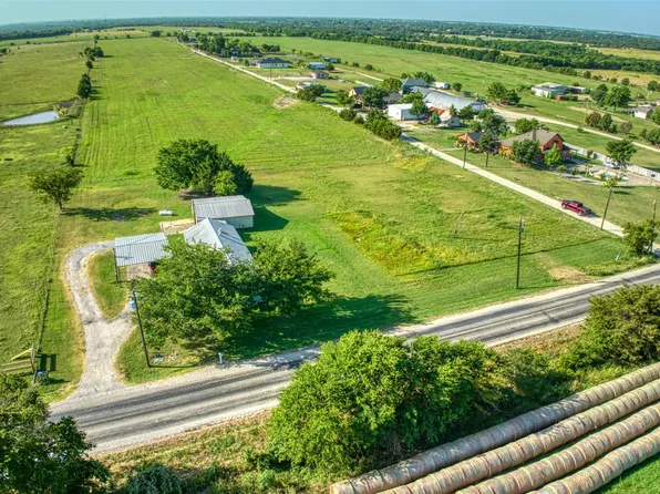 2814 Stainback Rd, Lancaster, TX 75146