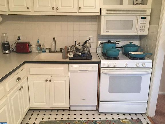 5th image of 2361 Taggart Ct