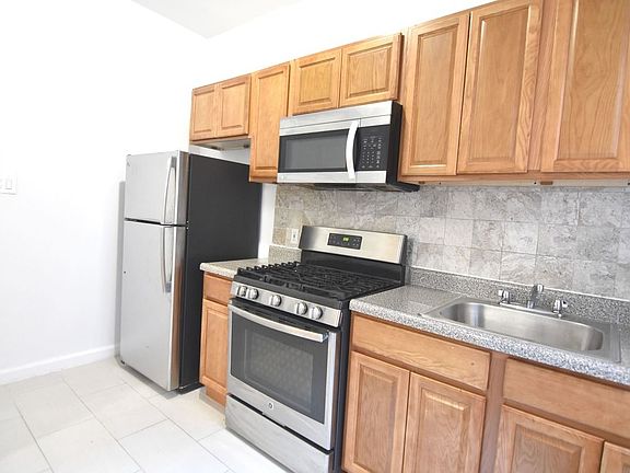 3rd image of 600 W 162nd St APT 46