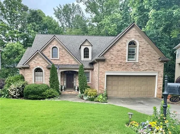 1958 Tristan Dr SE, Smyrna, GA 30080