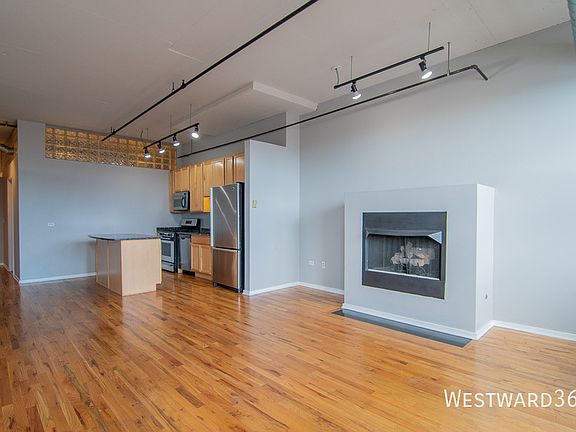 2nd image of 6 S Laflin St APT 808