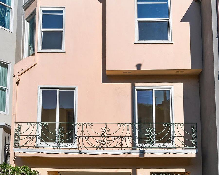 1st image of 232 Presidio Ave