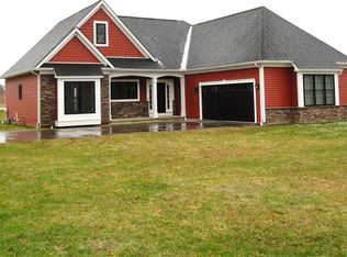 467 Pardee Rd, Rochester, NY 14609