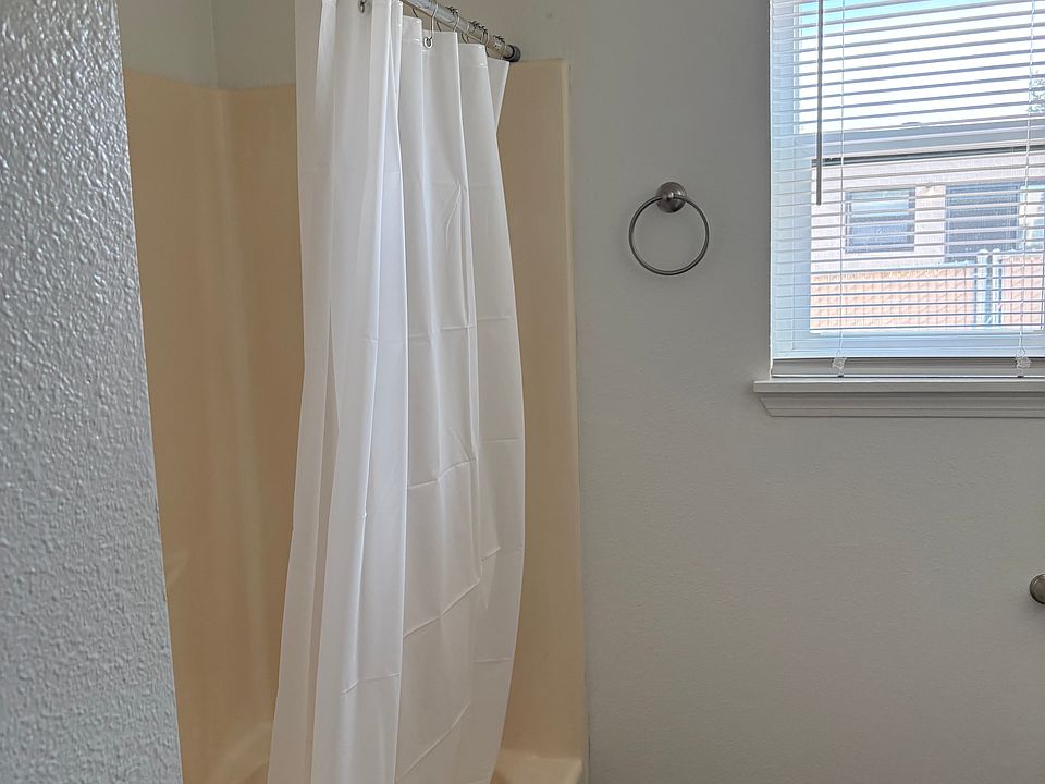 2nd image of 1301 Rufina Ln #2