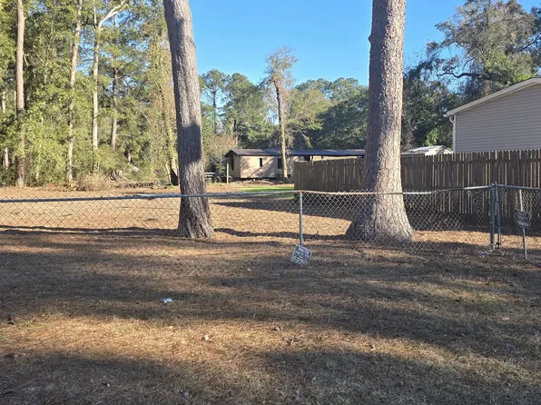 42 Grays Hill Acres, Beaufort, SC 29906