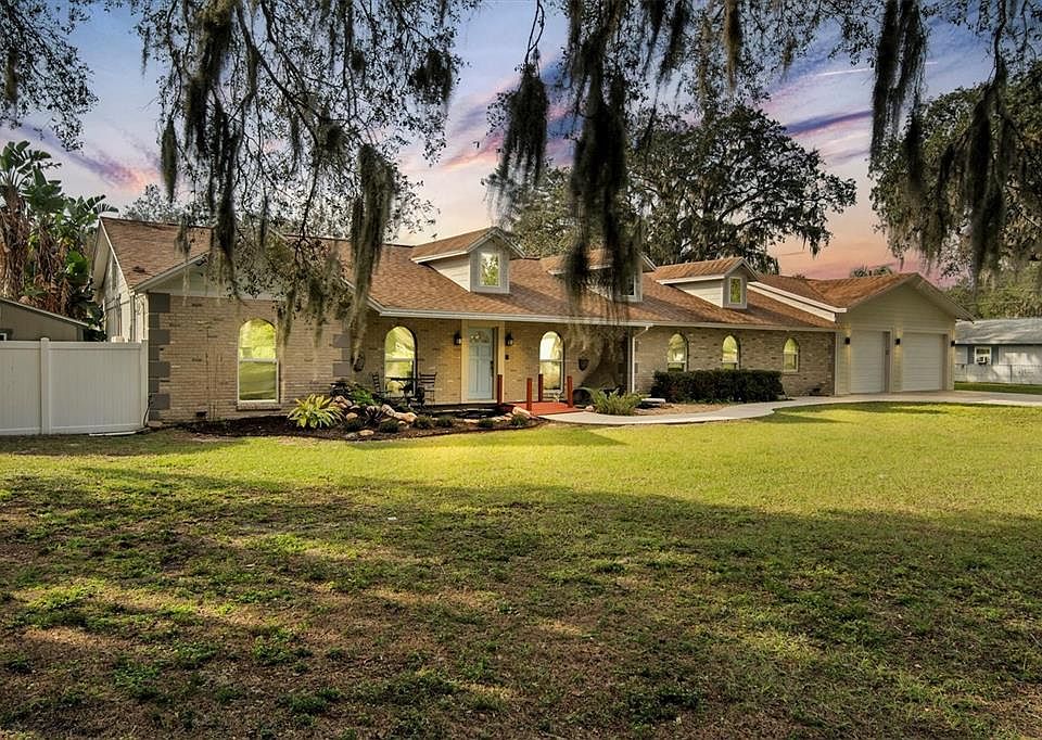 1st image of 9803 Ginger Dr