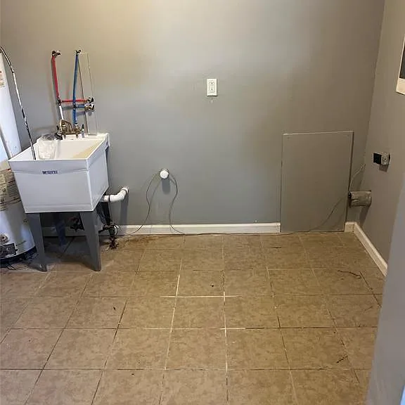 6342 Harold St — Photo 11