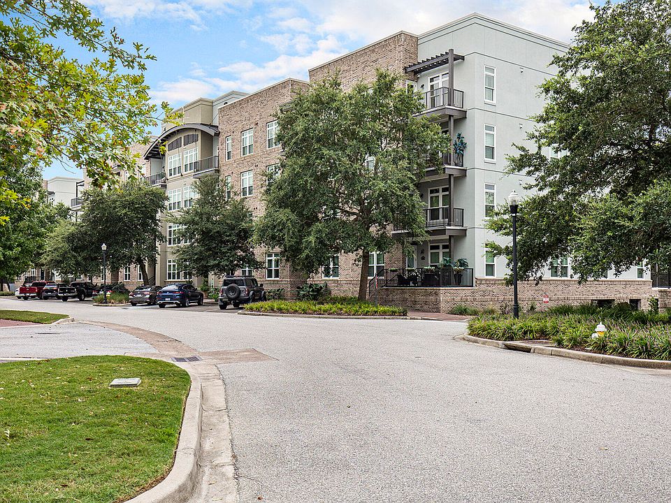1st image of 135 Pier View St Unit 103