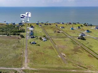 19-20 Teal Ln, Anahuac, TX 77514