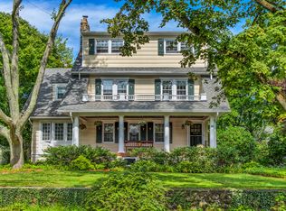 45 Bon Air Ave, New Rochelle, NY