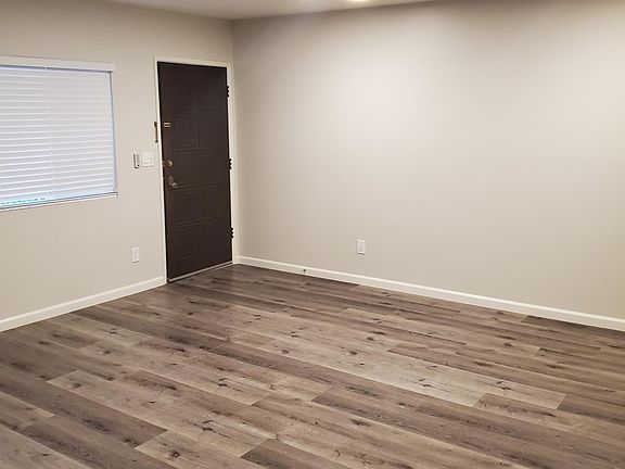 2nd image of 4070 Wabash Ave APT 9
