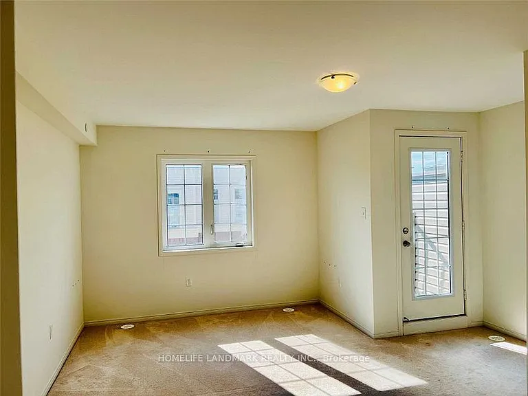 2695 Deputy Minister Path — Photo 7