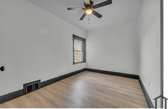2 bed, $950 — Photo 2
