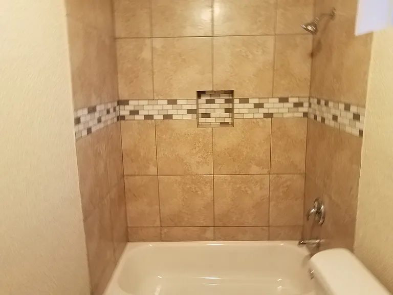 418 E Highland Blvd #B — Photo 14
