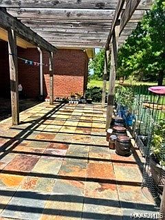 3rd image of 420 White Oak Way