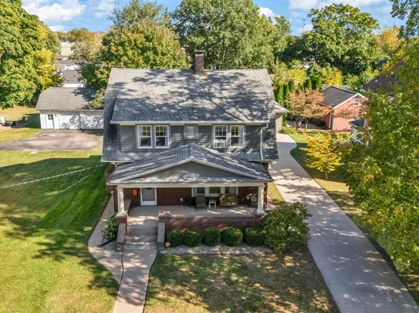 808 Castalia St, Bellevue, OH 44811