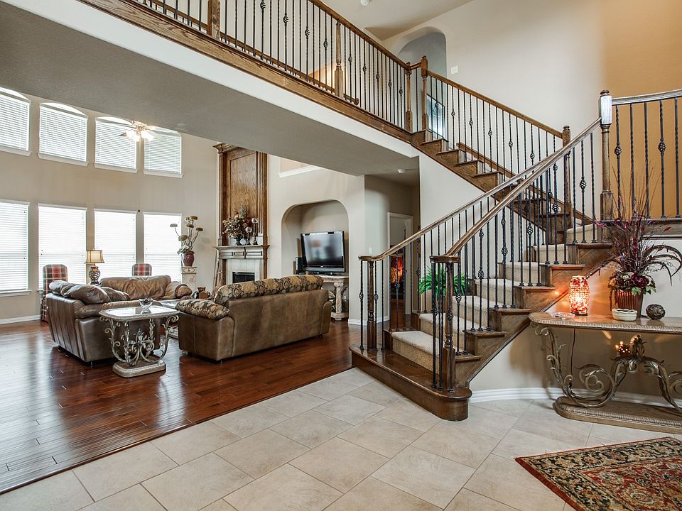 1st image of 7221 Oakbury Ln