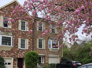 10912 Pebble Run Dr, Silver Spring, MD 20902