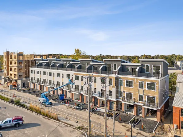 20 Upper Falls Road #203, Biddeford, ME 04005