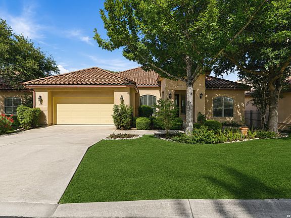 3rd image of 3315 Medaris Ln