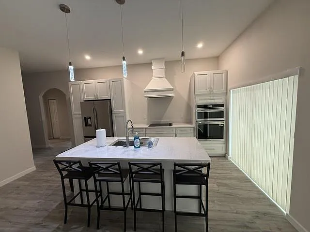 4 bed, 2.0 bath, 2100 sqft, $953 — Photo 4