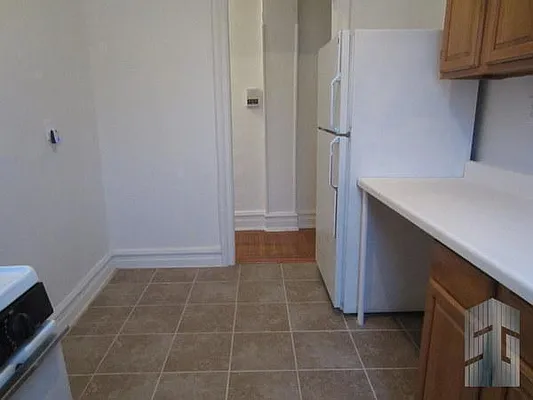 Rented by Skyline Group Real Estate | media 25