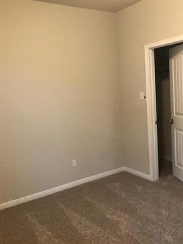 221 Naset Dr — Photo 6