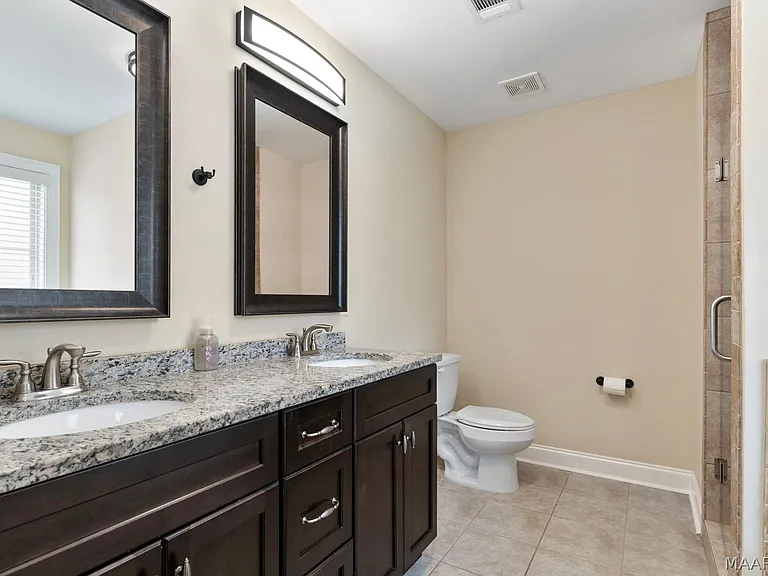 1005 Allison Dr — Photo 21