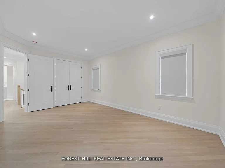 132 Lothian Ave — Photo 22