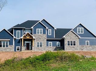 2451 County Road Zz, De Pere, WI 54115