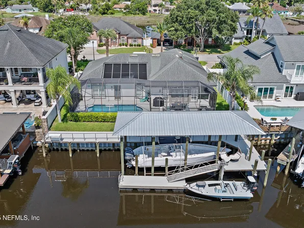 4393 TIDEVIEW Drive, Jacksonville, FL 32250