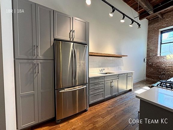 2nd image of 1513 Walnut St #104
