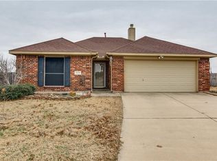 5620 Eastwedge Dr, Fort Worth, TX 76137