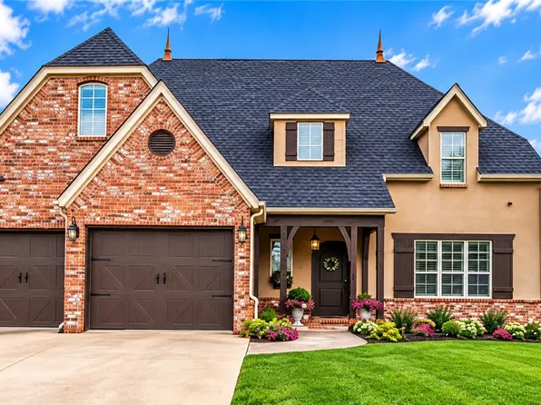 1611 NE Greenbrier Rd, Bentonville, AR 72712