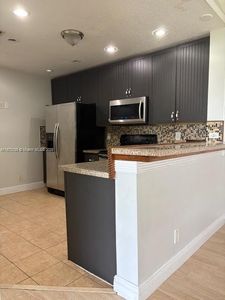 5721 Riverside Dr #302B5, Coral Springs, FL, 33067